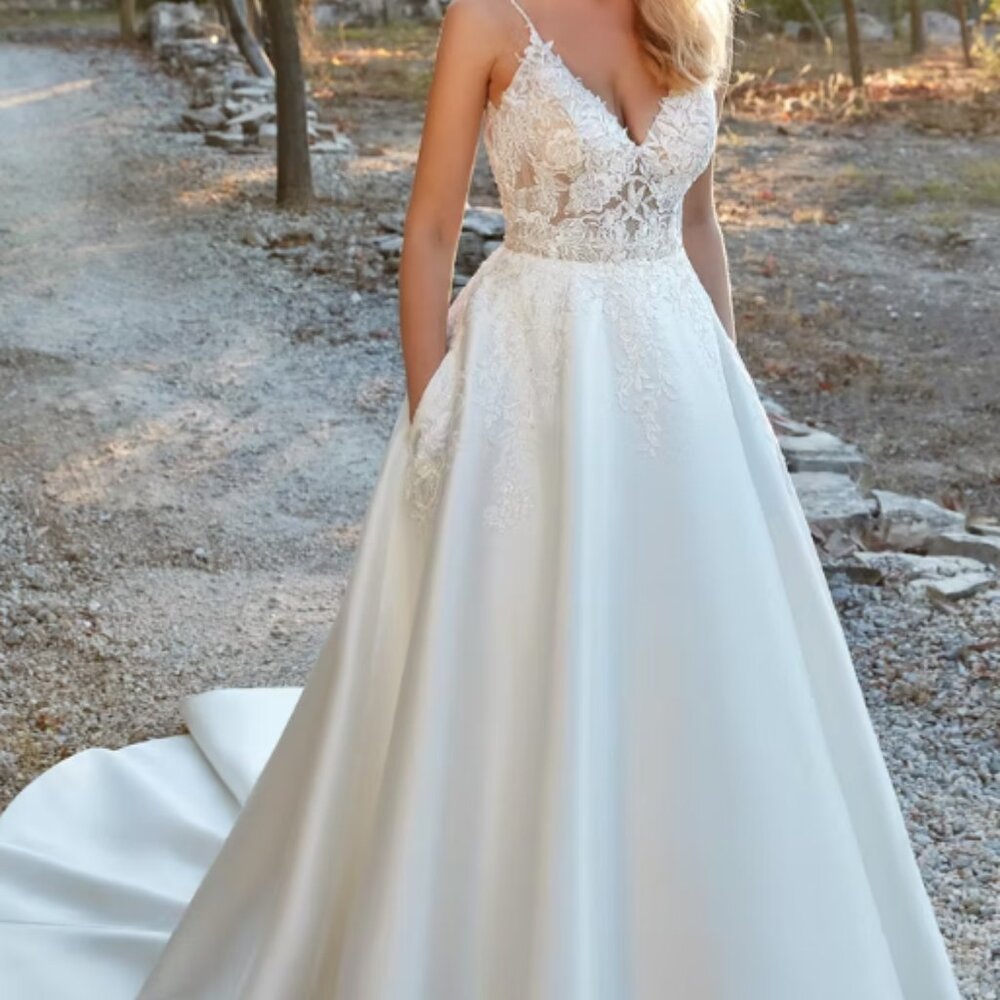 Eddy K - Dana (curvy)